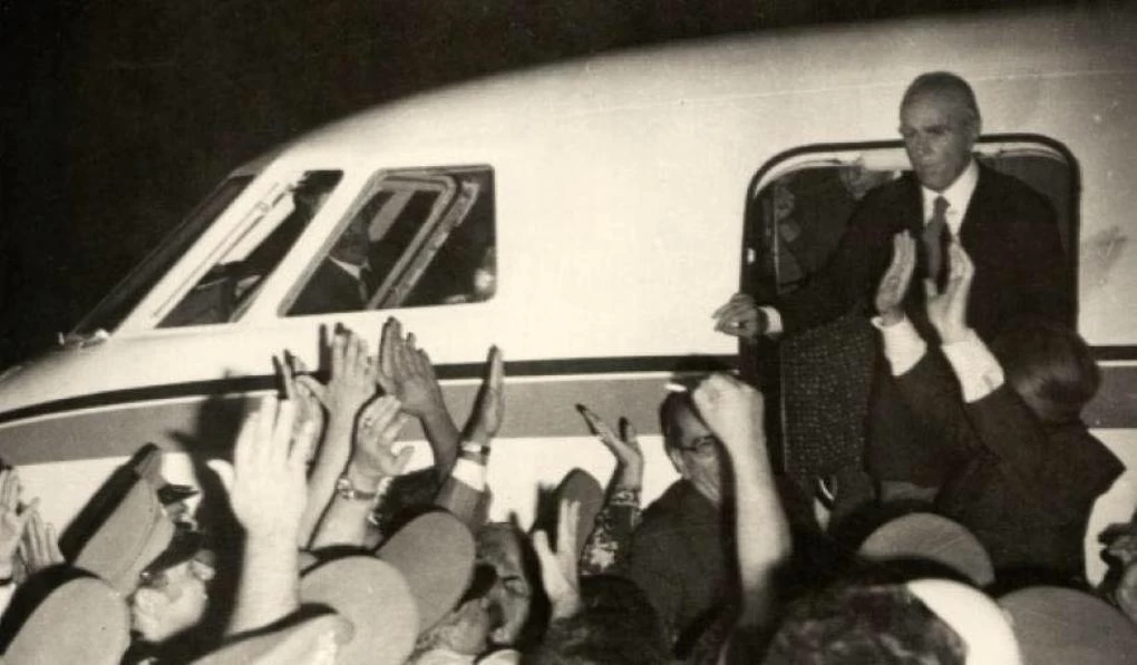 23 Ιουλίου 1974: Η πτώση της χούντας και η αποκατάσταση της δημοκρατίας στην Ελλάδα